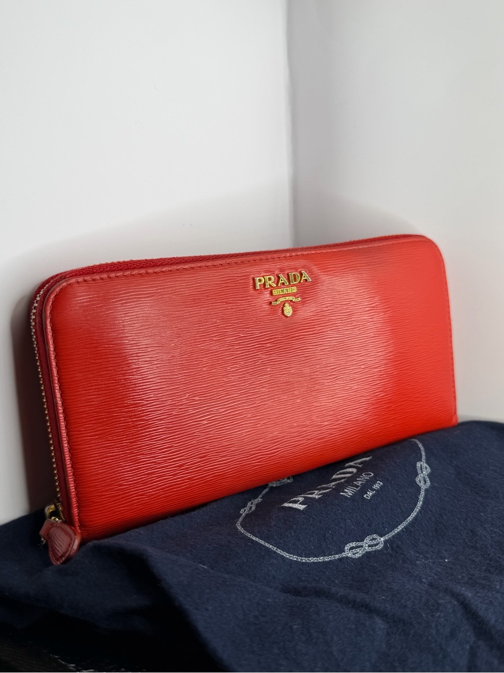 Prada Vitello Move leather zip-around continental wallet